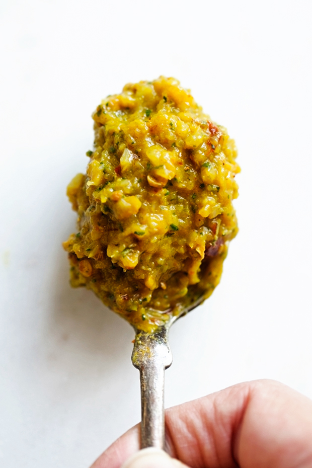 Homemade Thai Yellow Curry Paste